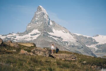 Wohlverdiente Pause mit Aussicht auf das Matterhorn  | © Gabriel Perren