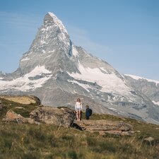 Pause bien méritée avec vue sur le Cervin | © Gabriel Perren