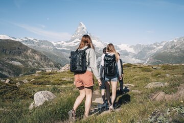 Randonnée avec vue sur le Cervin  | © Gabriel Perren