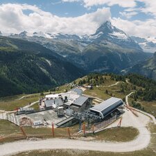 Image par drone de la station Sunnegga | © Gabriel Perren