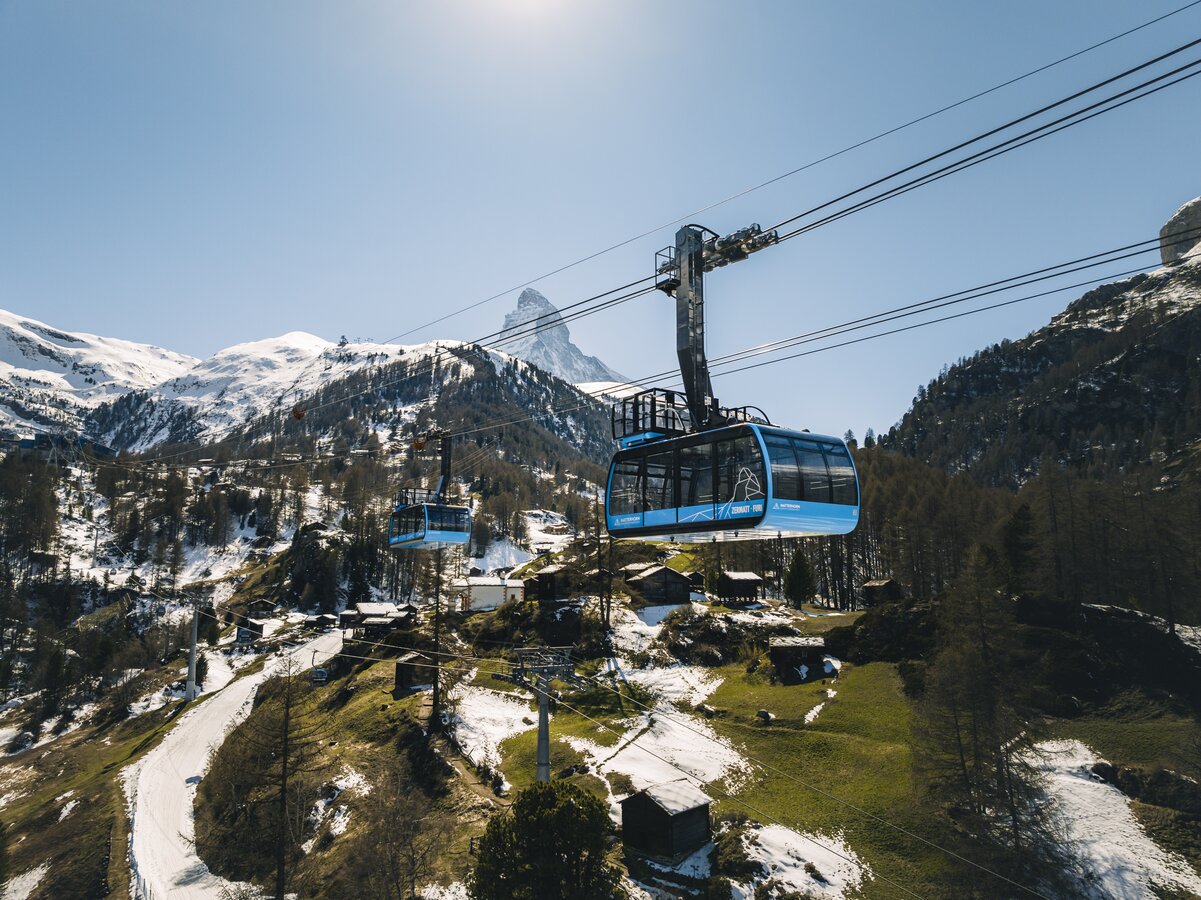 experience-a-new-cabriolet-feeling-between-zermatt-and-furi